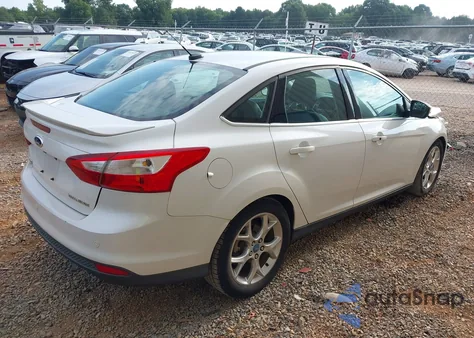 2012 Ford Focus Titanium z USA, uszkodzony, nr VIN 1FAHP3J2XCL346937
